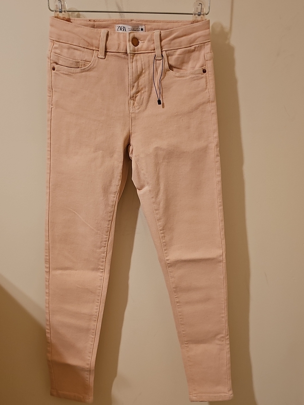 NWOT Zara Size 2 Light Pink / Pale Blush Skinny 5 Pocket Jeans